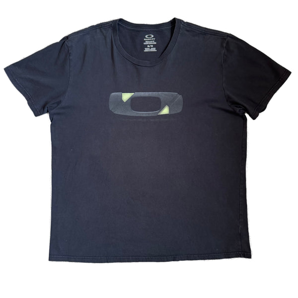 Oakley tee size XL